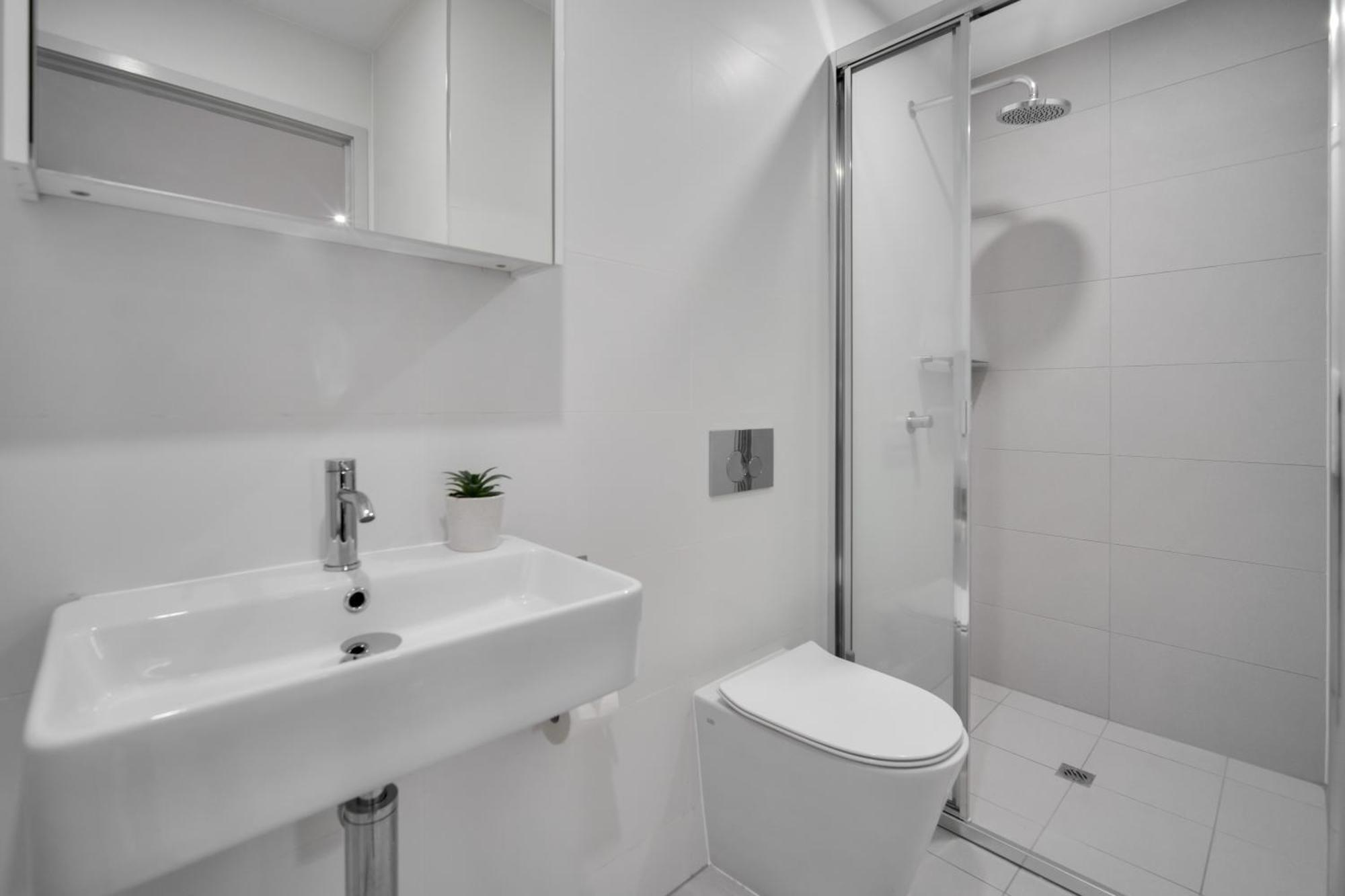 טאונסביל Belmoral Corporate Suites (Adults Only) מראה חיצוני תמונה