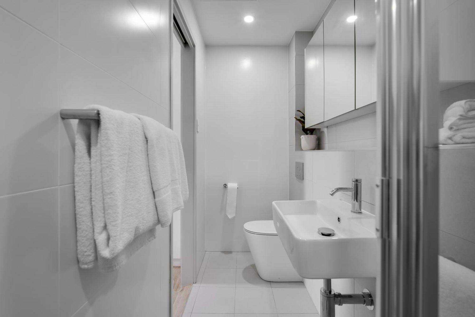 טאונסביל Belmoral Corporate Suites (Adults Only) מראה חיצוני תמונה